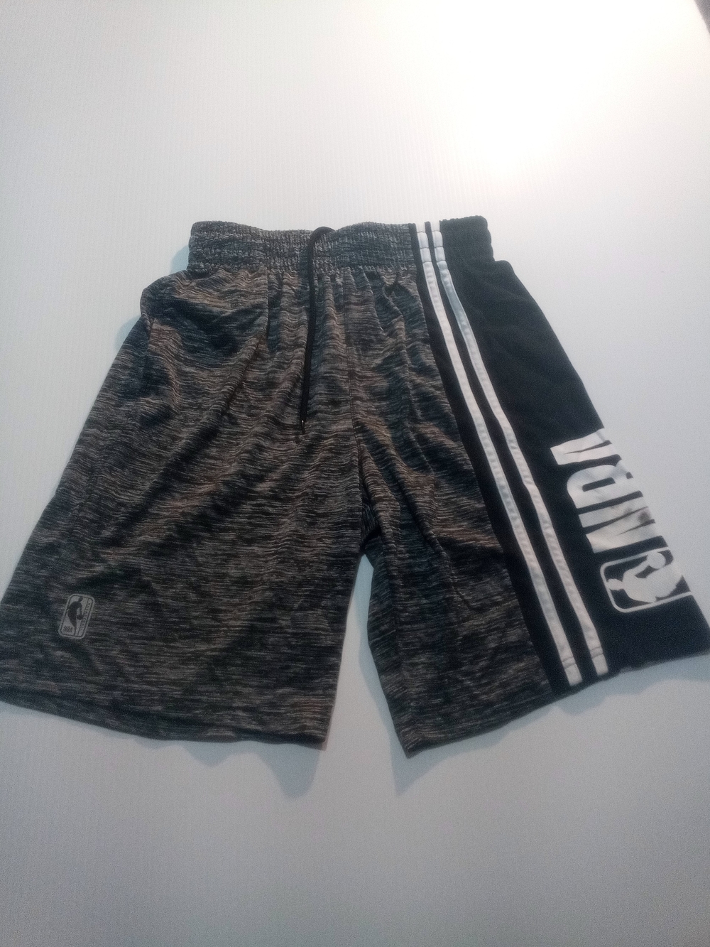 NBA Officially Licensed Basketball Shorts Size S Black Gray White (85)